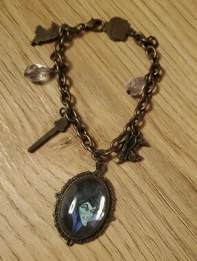 Disney Villains Maleficent Cameo Charm Bracelet Kids Size 6"/ Adult Small Wrist